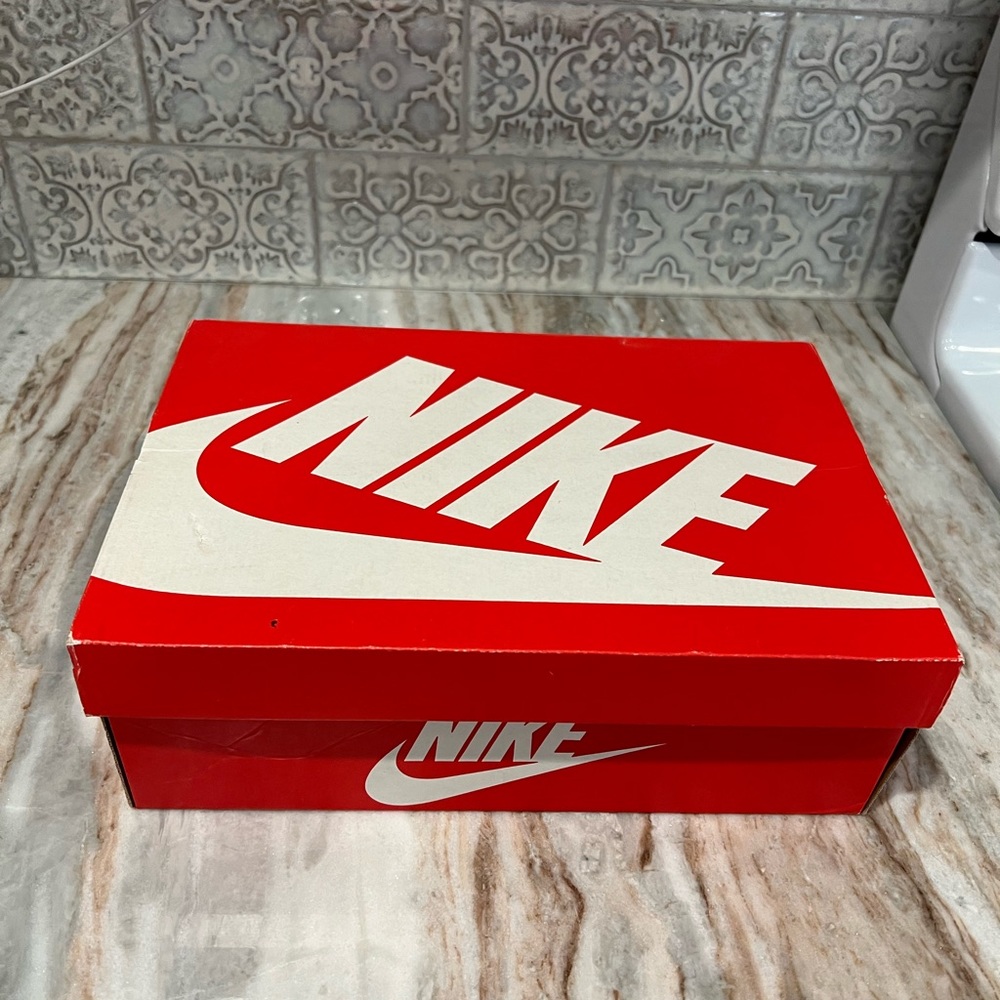 Nike Air Max 95 PRM Sneakers 2011 size 10.5 lightly worn original box - Picture 11 of 14
